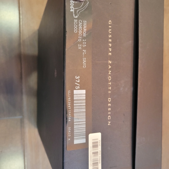 CELEB FAVE🔥GIUSEPPE ZANOTTI Red Sharon Suede Pump - Picture 8 of 11